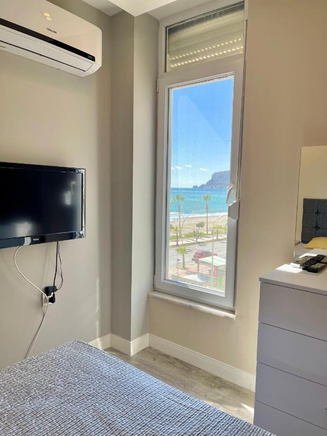Sa Apartments! Beachfront Apartment With Sea View & Pool Alanya Exterior foto